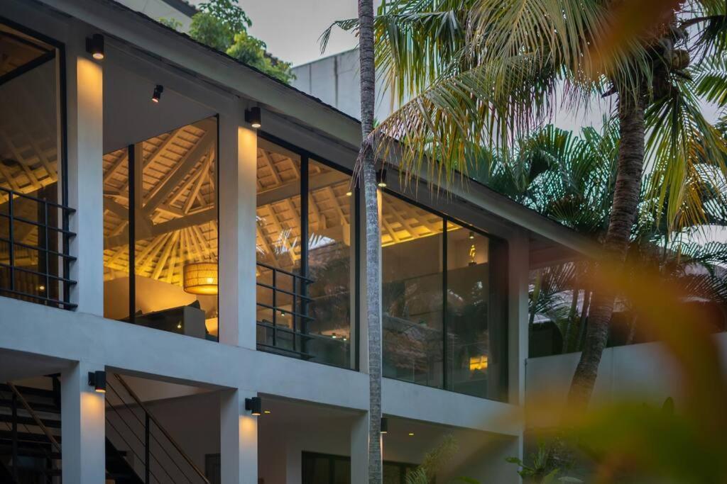 Yang Tao 5, Boutique 3-bdr Heart Of Villa Seminyak (Bali)