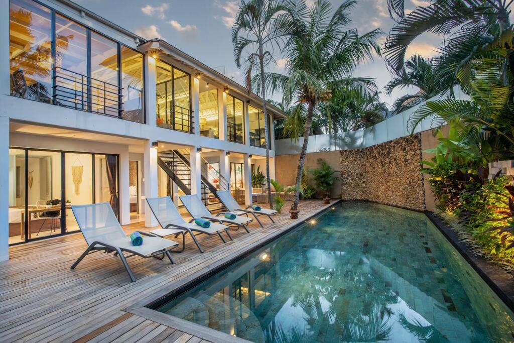 Yang Tao 5, Boutique 3-bdr Heart Of Villa Seminyak (Bali)